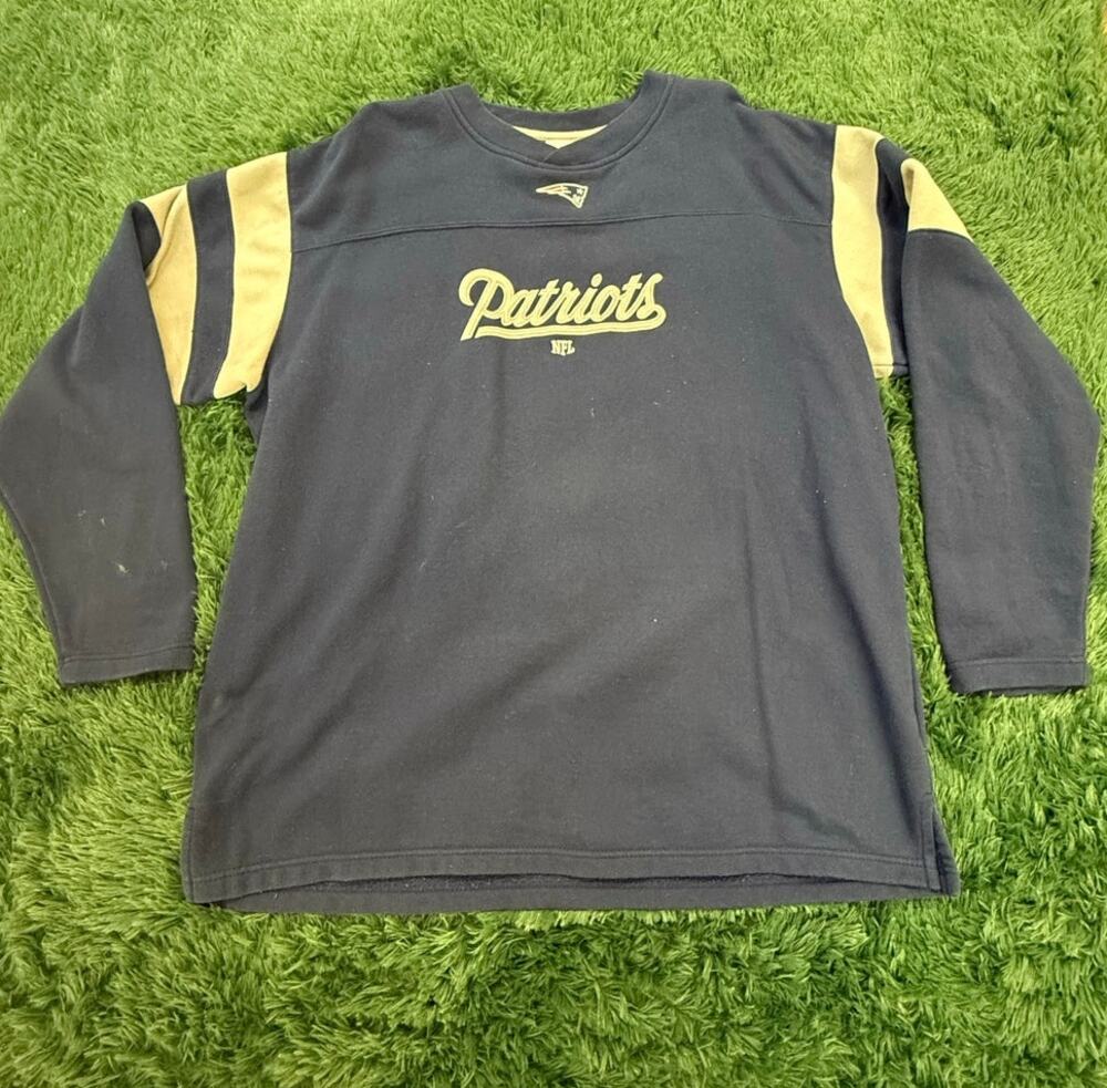 New England Patriots Blue Minimalist pullover sweatshirt XXL 90s Unisex NFL